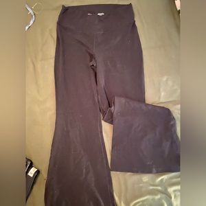 Crossover flaired leggings